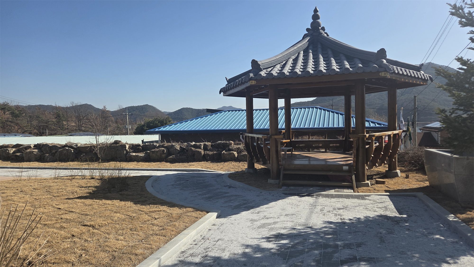 준공 사진 — 정자